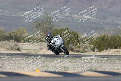 media/Jan-15-2026-Racers Edge (Thu) [[dfebeb70ab]]/2-A Group/Session 5 (Turn 5)/